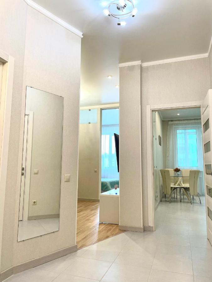 קייב Navit Luxury Apartments With Breakfast Near The Railway Station, The City Center And The Park מראה חיצוני תמונה